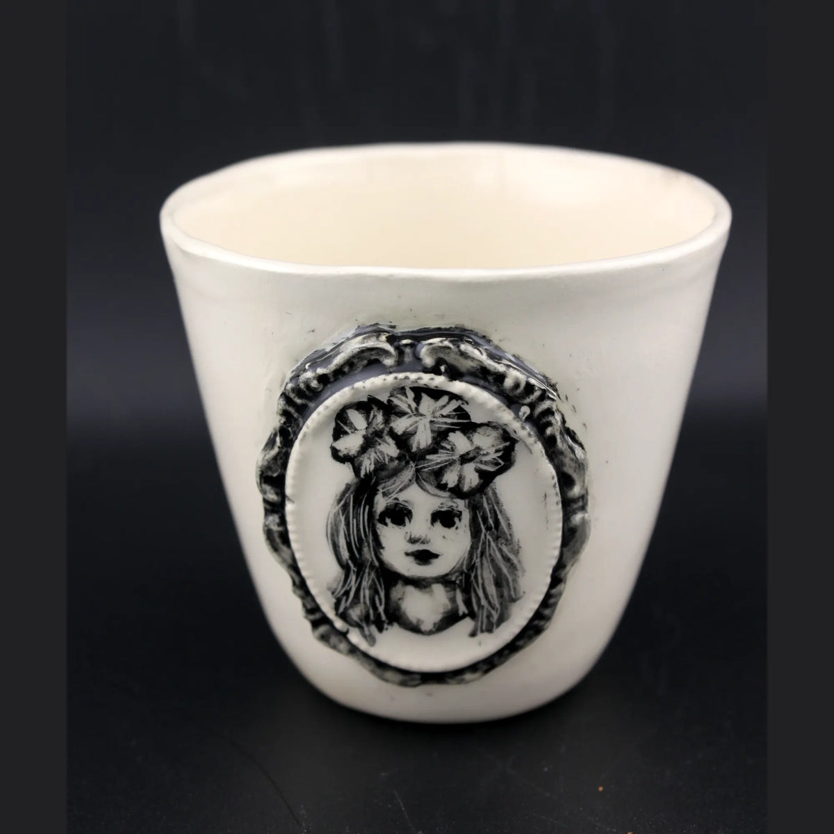 mini tasse portrait médaillon