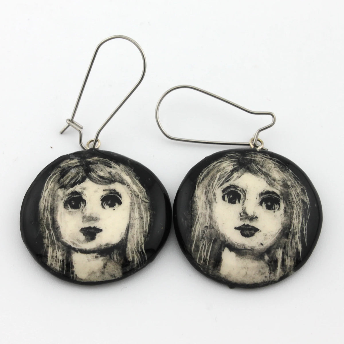 boucles d'oreilles puces