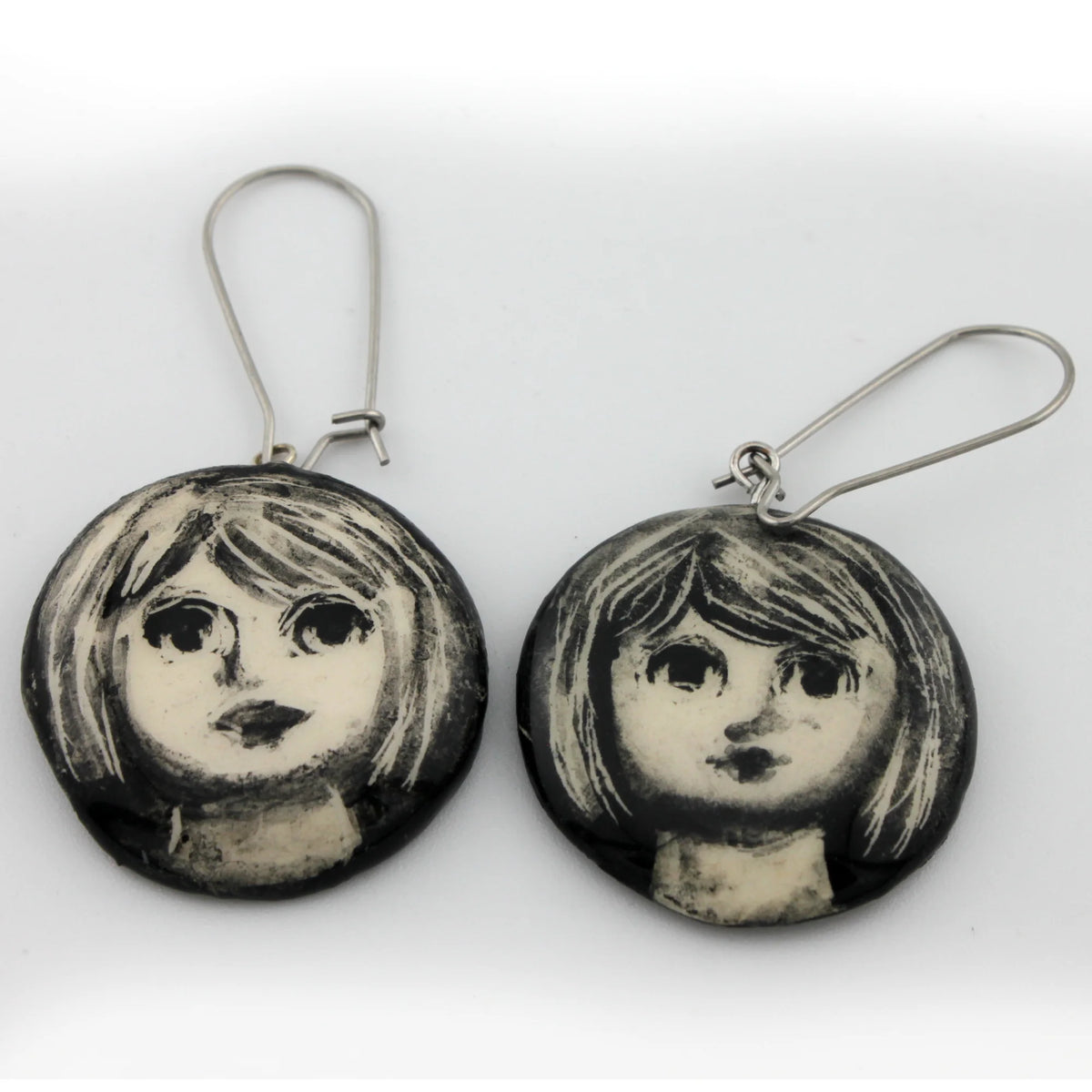 boucles d'oreilles puces