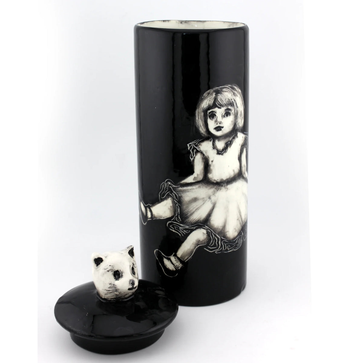 Boîte haute - " petite fille aux chats "